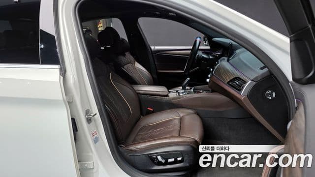 BMW 5시리즈 (G30) 530i xDrive M Sport Plus, 2020 10