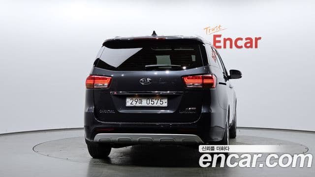 Kia All New Carnival President, 2017 4