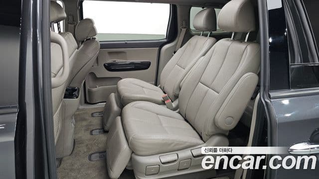 Kia All New Carnival President, 2017 12