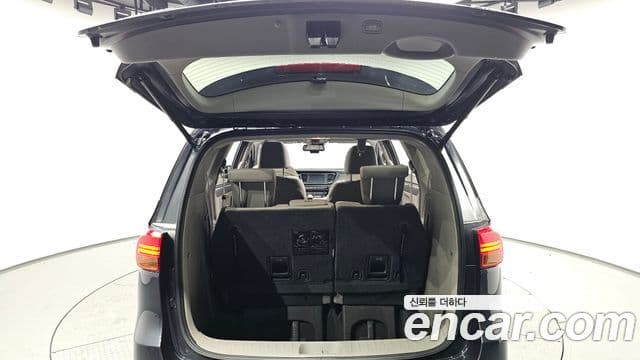 Kia All New Carnival President, 2017 20