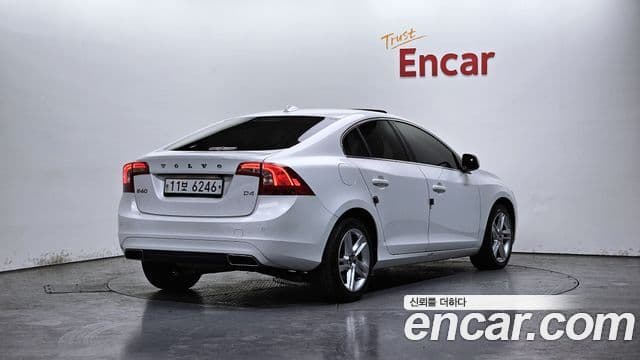 Volvo S60 2세대, 2015 2