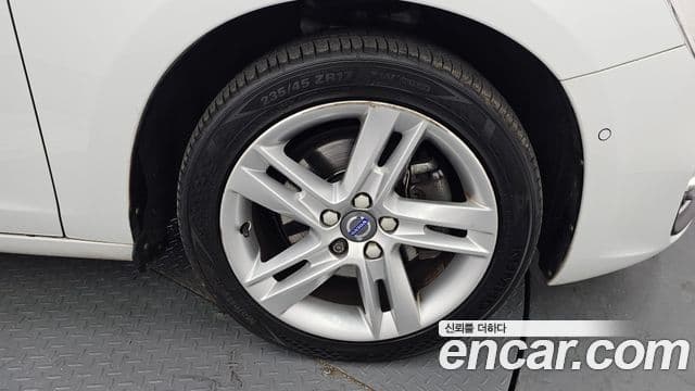 Volvo S60 2세대, 2015 все фото