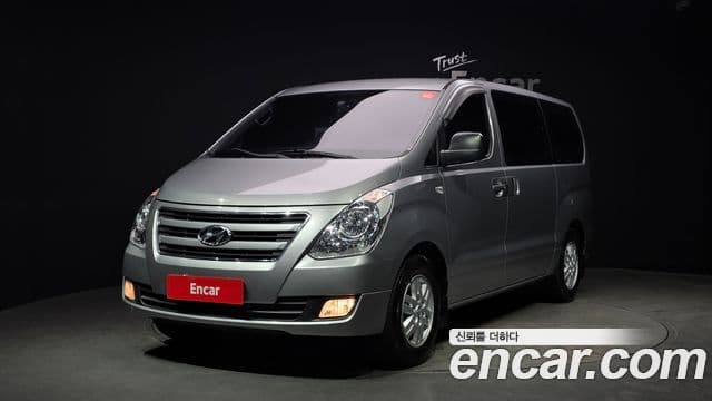 Hyundai Grand Starex Smart, 2017 1