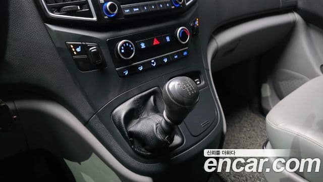 Hyundai Grand Starex Smart, 2017 9