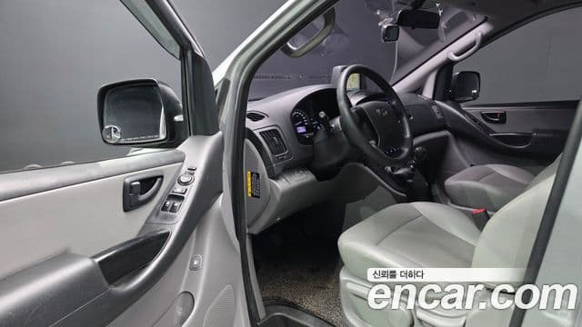 Hyundai Grand Starex Smart, 2017 11