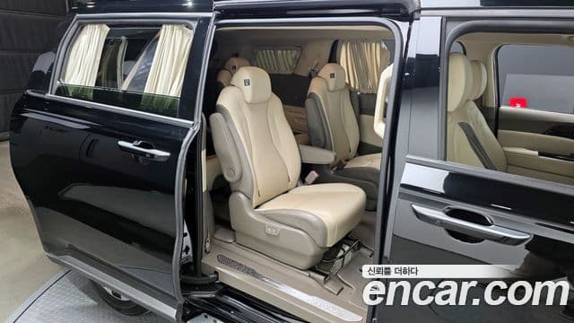 Kia Carnival 4세대 Signature, 2022 12