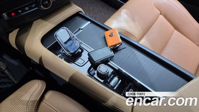 Volvo XC90 2세대 B6 Inscription, 2021 9