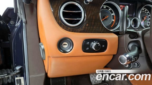 Bentley Continental GT 2세대 4.0 GT, 2015 16