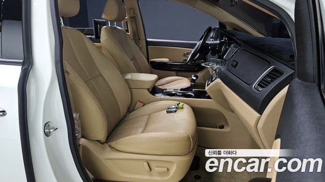 Kia The / новый New Carnival Special, 2020 10