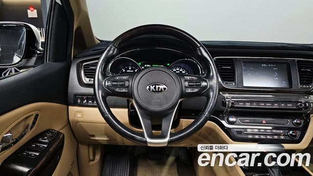 Kia The / новый New Carnival Special, 2020 13