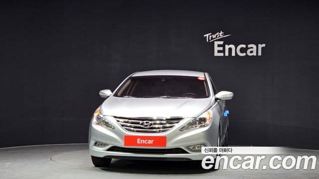 Hyundai YF Sonata LPI top, 2010 3