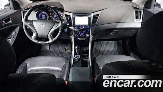 Hyundai YF Sonata LPI top, 2010 7