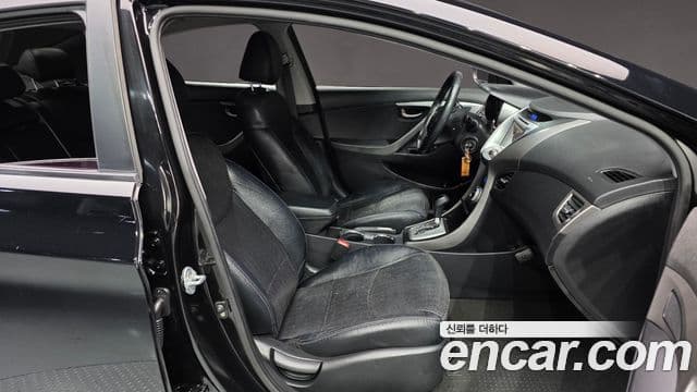 Hyundai Avante MD Luxury, 2012 10