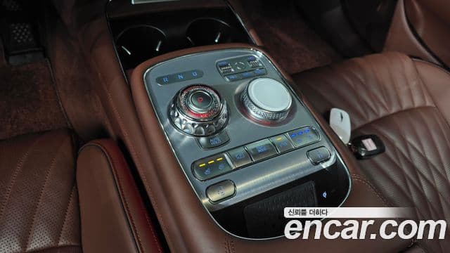 Genesis G90 (RS4) бензин 3.5 турбо AWD, 2023 9