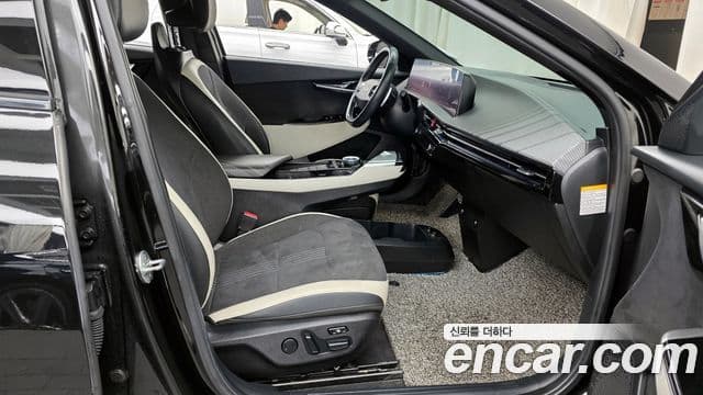 Kia EV6 GT Line, 2022 11