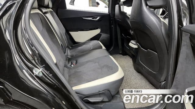 Kia EV6 GT Line, 2022 12