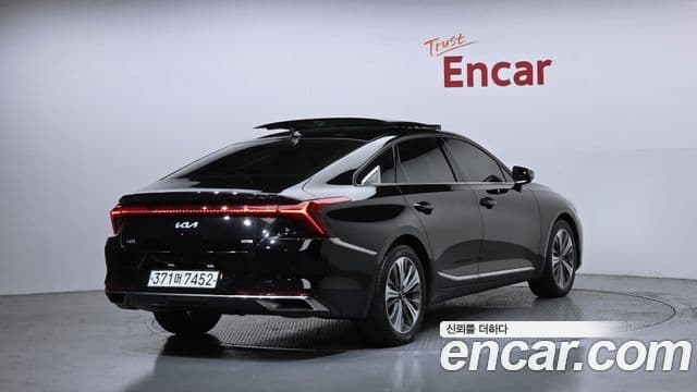 Kia K8 гибрид Signature, 2023 2