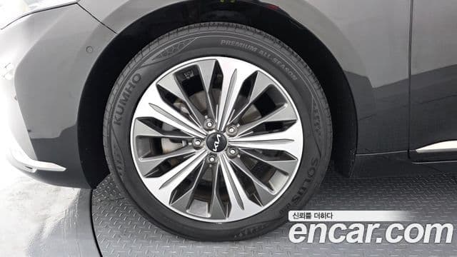 Kia K8 гибрид Signature, 2023 все фото