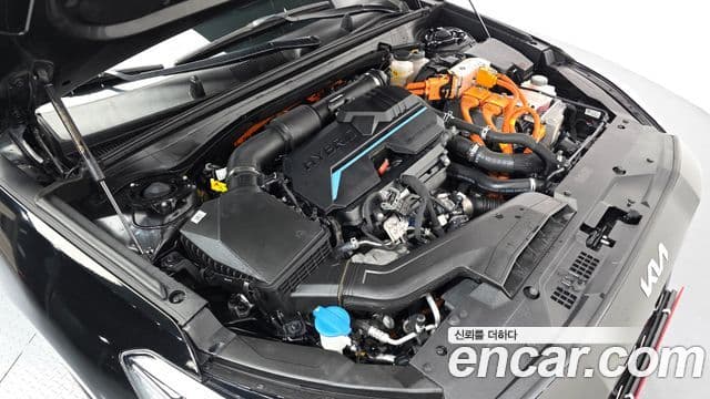 Kia K8 гибрид Signature, 2023 6