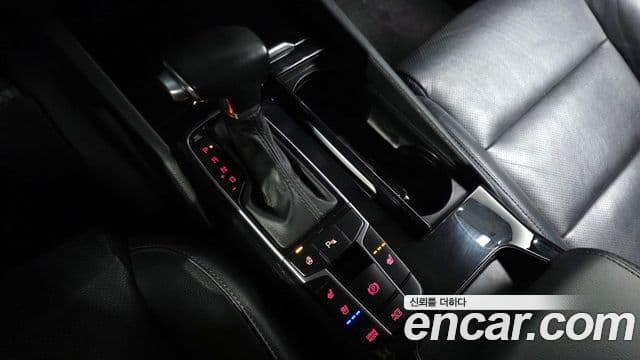 Kia All New K7 Prestige, 2017 9