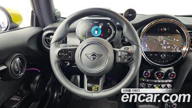 Mini Cooper Электрический (Electric) 3세대, 2024 13