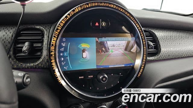 Mini Cooper Электрический (Electric) 3세대, 2024 15