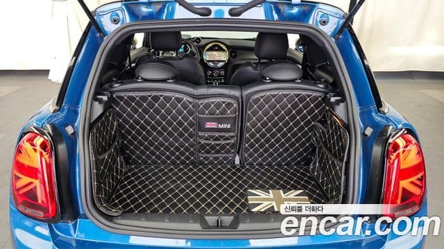 Mini Cooper Электрический (Electric) 3세대, 2024 20