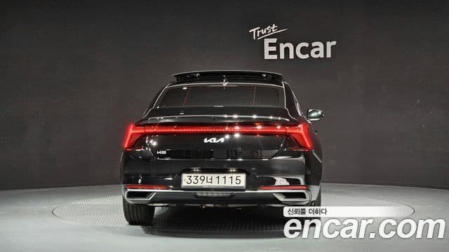 Kia K8 Signature, 2023 4
