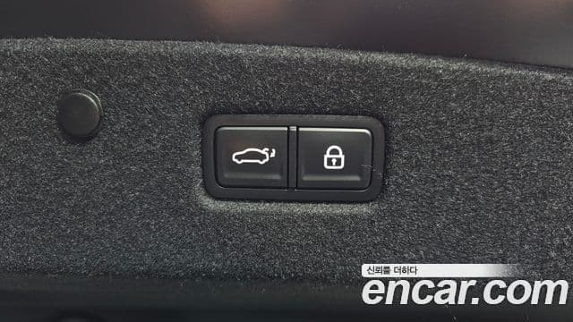 Kia K8 Signature, 2023 18