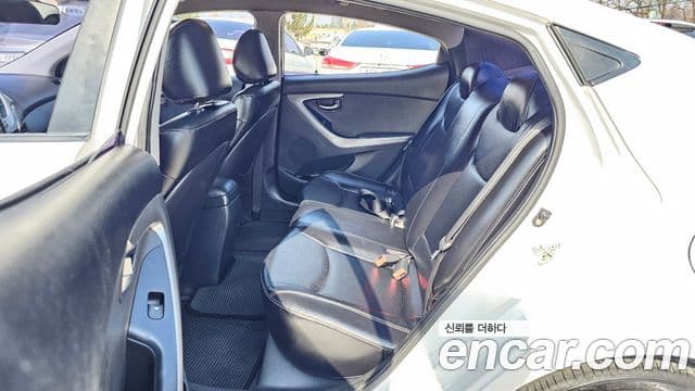 Hyundai Avante MD Luxury, 2012 12