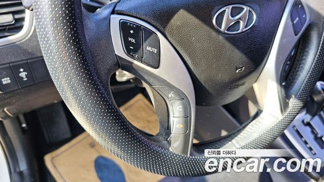 Hyundai Avante MD Luxury, 2012 18