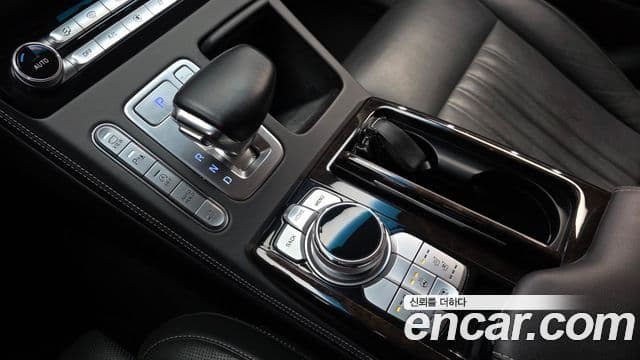 Genesis G90 Luxury, 2019 9