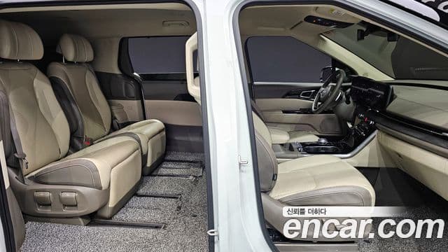 Kia Carnival 4세대 Signature, 2023 10