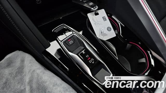 Audi Q5 (80A) 40 TDI Quattro S Line чёрный Edition, 2025 9