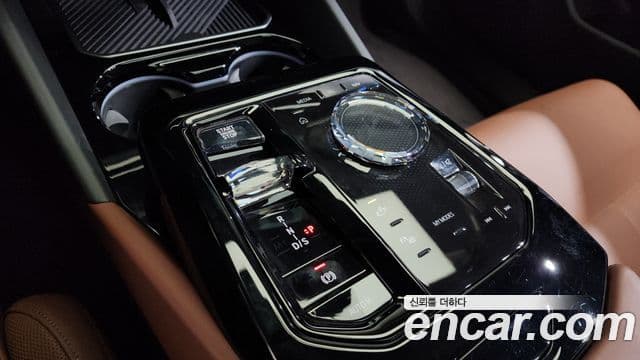 BMW 5시리즈 (G60) 530i xDrive M Sport, 2024 9