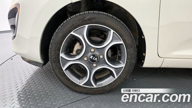 Kia All New Morning Luxury, 2013 все фото