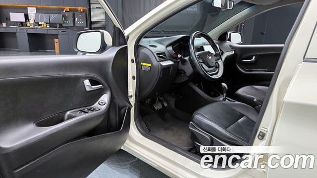 Kia All New Morning Luxury, 2013 11