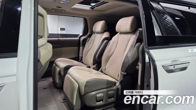 Kia Carnival 4세대 Signature, 2022 12