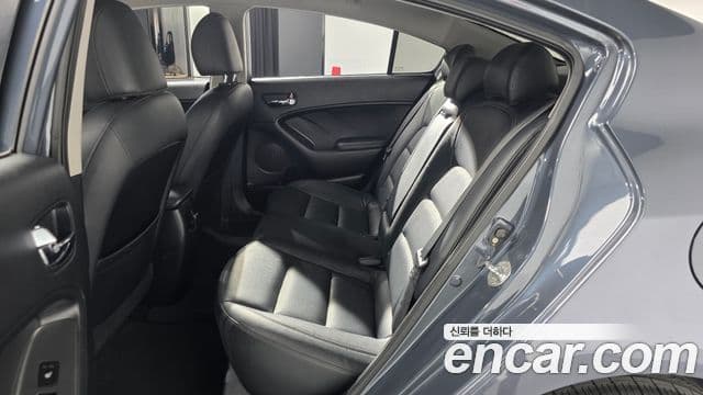 Kia K3 Prestige, 2015 12