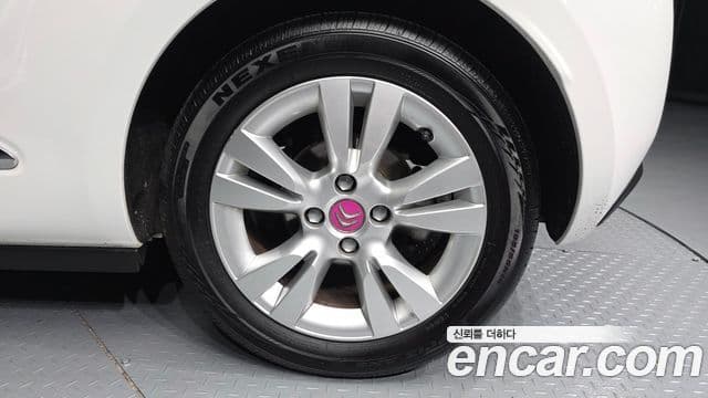 Ситроен / DS DS3 1.6 VTI So Chic, 2012 все фото