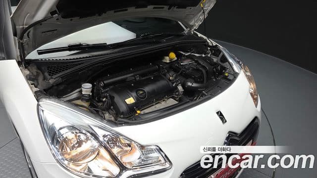 Ситроен / DS DS3 1.6 VTI So Chic, 2012 6