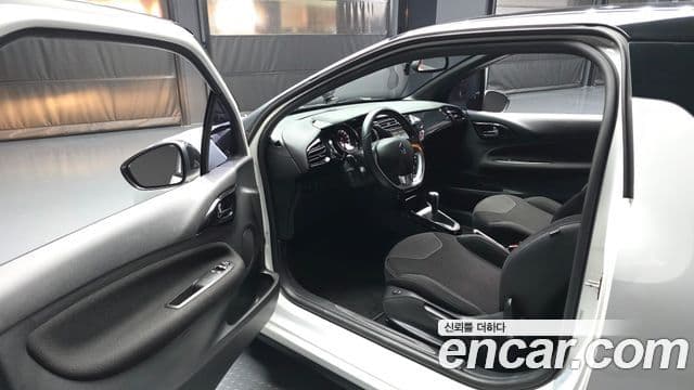 Ситроен / DS DS3 1.6 VTI So Chic, 2012 10