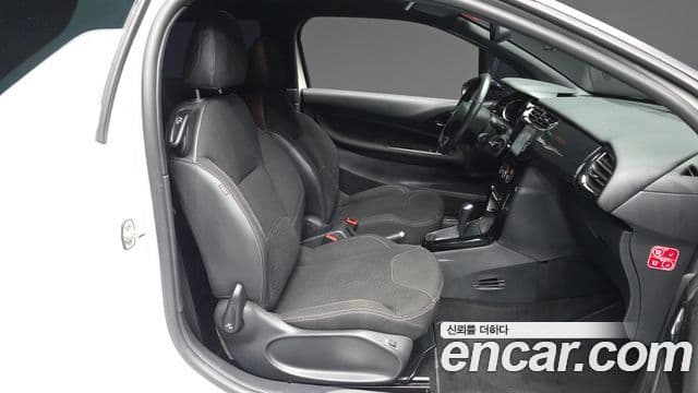 Ситроен / DS DS3 1.6 VTI So Chic, 2012 11