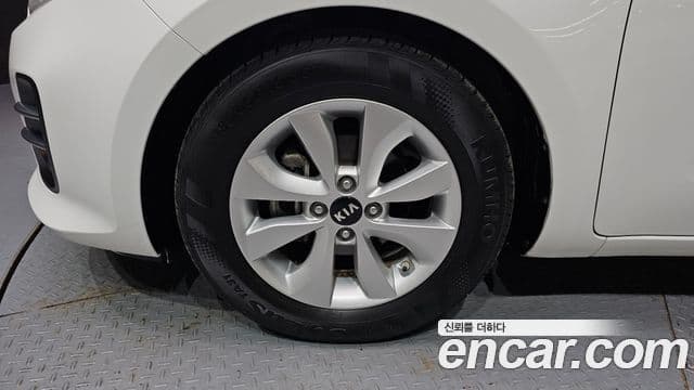 Kia The / новый New Pride Trendy, 2015 все фото