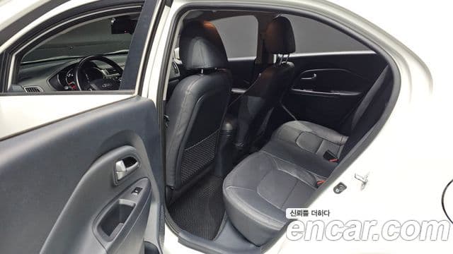 Kia The / новый New Pride Trendy, 2015 13