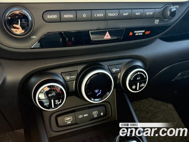 Hyundai Venue 1.6 Flux, 2024 10