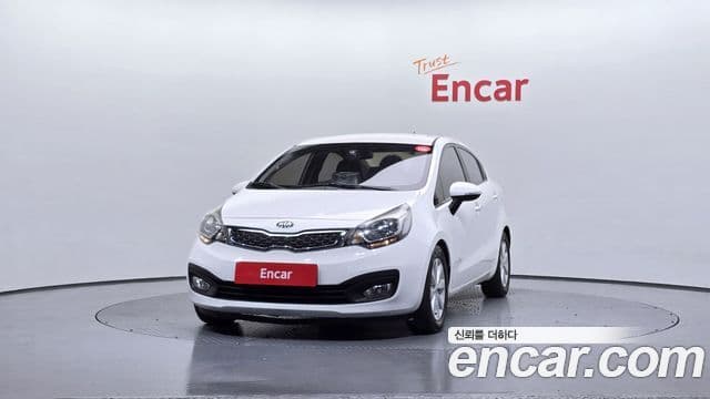 Kia All New Pride Luxury, 2014 3