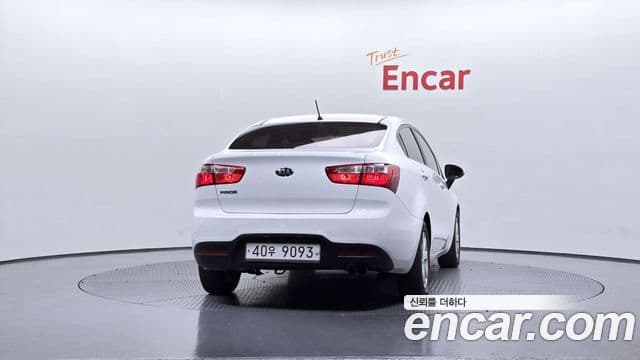 Kia All New Pride Luxury, 2014 4