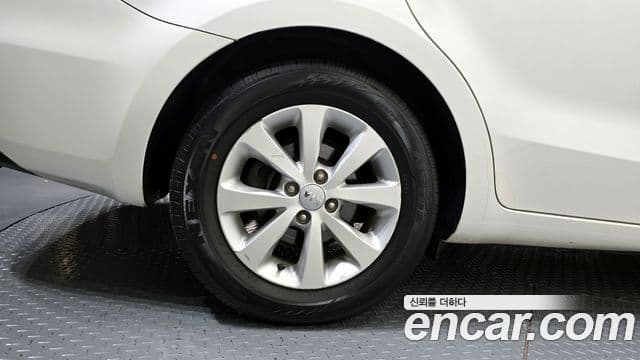 Kia All New Pride Luxury, 2014 все фото