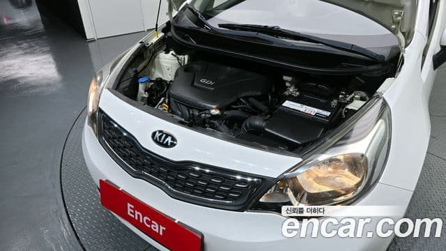 Kia All New Pride Luxury, 2014 6